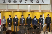 LINE_ALBUM_2023年度理事長予定者樽入_220915_24